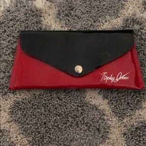 Trophy Queen Rockabilly Clutch